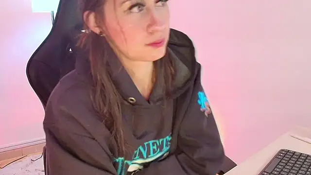 Snapshot of DeepAnalAddict chatting on February 9, 2025, 5:40 am DeepAnalAddict online show from February 9, 2025, 5:40 am