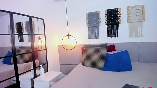 Sweet camille online show from March 31, 2026, 2:46 am