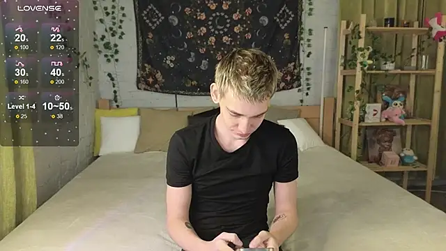 Nick Win online show from November 15, 2025, 4:14 pm