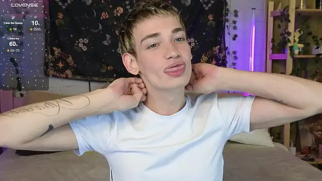 Nick Win online show from November 26, 2025, 7:15 pm