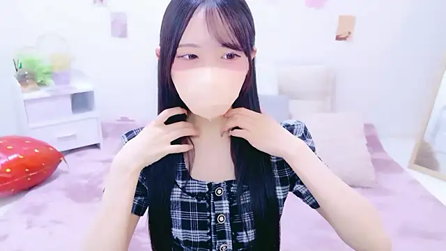 Snapshot of Suzu_ch_xx chatting on May 24, 2026, 4:23 pm Suzu ch xx online show from May 24, 2026, 4:23 pm