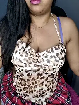Snapshot of Loveshash1 chatting on July 8, 2026, 2:49 am Loveshash1 online show from July 8, 2026, 2:49 am