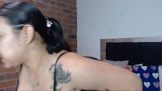 salome  hills1 online show from September 12, 2025, 7:58 pm