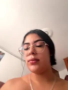 Snapshot of Bianca_zaens2 chatting on September 20, 2025, 3:57 pm Bianca zaens2 online show from September 20, 2025, 3:57 pm