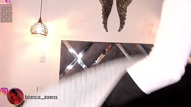 Snapshot of Bianca_zaens2 chatting on January 8, 2026, 12:29 pm Bianca zaens2 online show from January 8, 2026, 12:29 pm