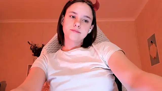 Britney Ross online show from March 6, 2026, 2:41 am