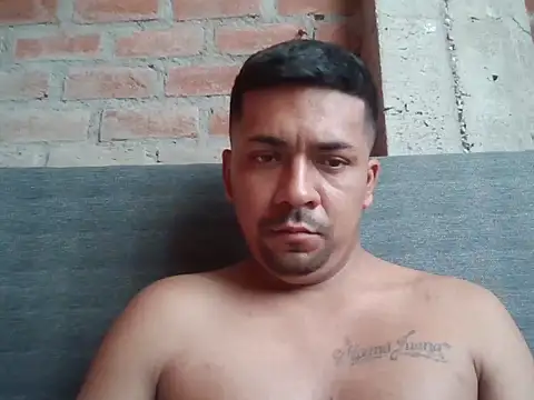 Jhon Hot69 online show from November 27, 2025, 8:33 pm