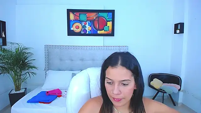 Chiqui milk  online show from February 10, 2025, 10:09 pm