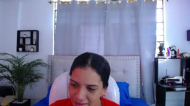 Chiqui milk  online show from March 20, 2025, 7:14 pm