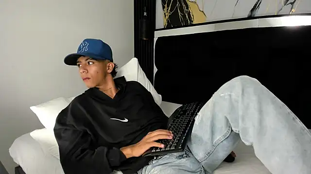 dikey 62 online show from December 12, 2024, 1:21 am