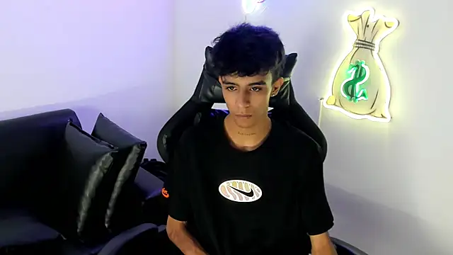 dikey 62 online show from October 2, 2025, 11:23 pm