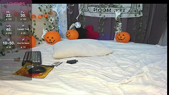 SophiaRyder online show from October 31, 2025, 1:17 am