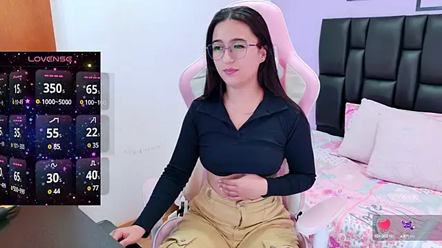 im-eliza online show from February 14, 2025, 5:14 pm