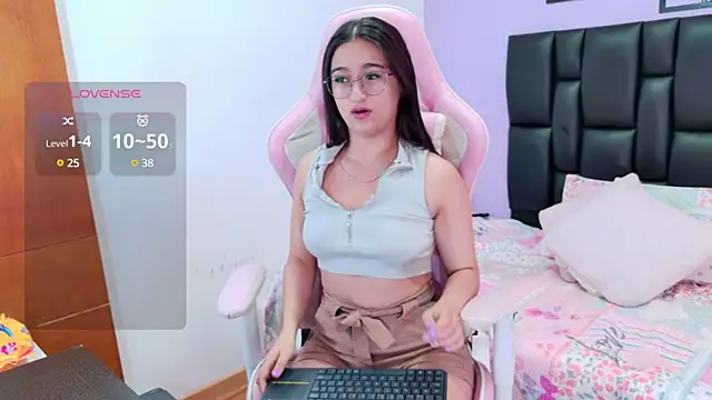 im-eliza online show from February 26, 2025, 5:28 pm