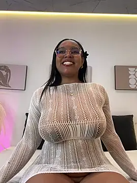 Esmeralda Duarte online show from February 14, 2026, 4:53 am