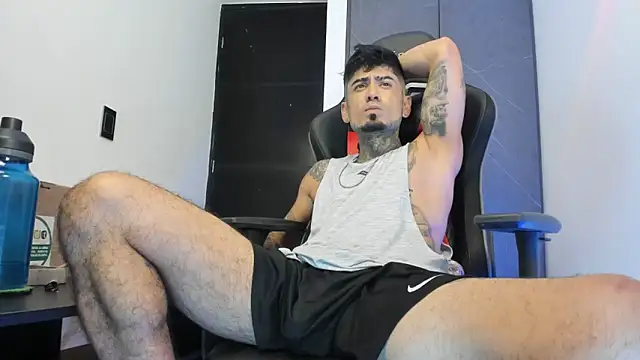 sergiio mesa27 online show from February 28, 2025, 3:37 am