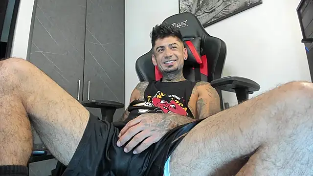 sergiio mesa27 online show from September 25, 2025, 3:49 pm