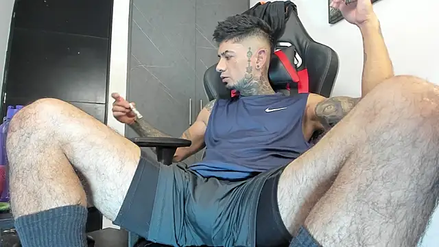 sergiio mesa27 online show from October 10, 2025, 3:55 pm