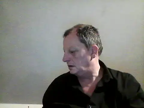 chubbybear2cum online show from February 4, 2025, 8:17 pm