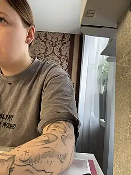 MargoXJoy online show from March 19, 2026, 6:39 am