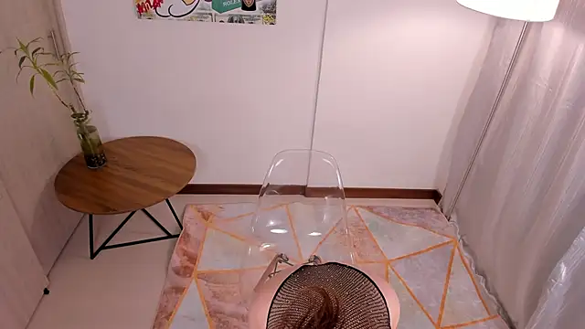  Miss Kimm online show from February 21, 2025, 12:39 pm