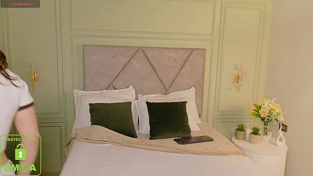 Snapshot of _Miss_Kimm chatting on February 28, 2026, 1:01 pm Miss Kimm online show from February 28, 2026, 1:01 pm