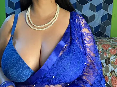 Snapshot of Aishwarya_101_ chatting on February 25, 2025, 6:31 pm Aishwarya 101 online show from February 25, 2025, 6:31 pm