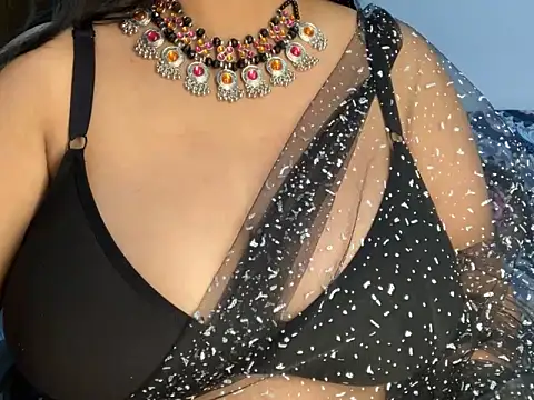 Snapshot of Aishwarya_101_ chatting on October 3, 2025, 6:38 pm Aishwarya 101 online show from October 3, 2025, 6:38 pm