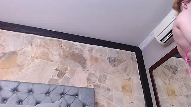 Pearl Michelts online show from February 6, 2025, 4:47 pm