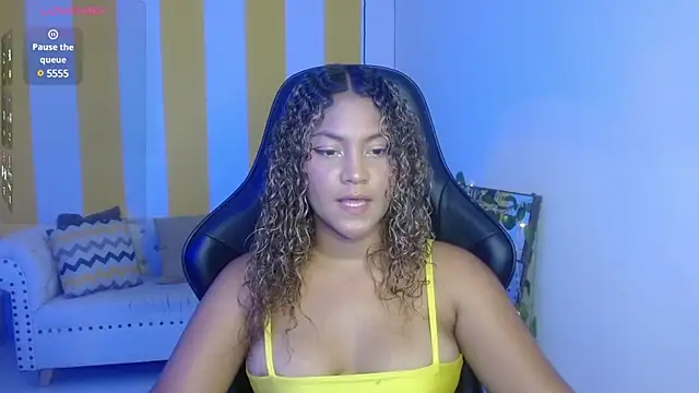 Cristal War online show from February 12, 2025, 11:30 pm