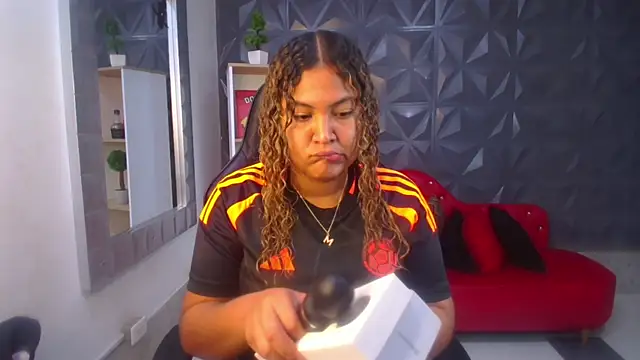 Cristal War online show from September 9, 2025, 9:58 pm