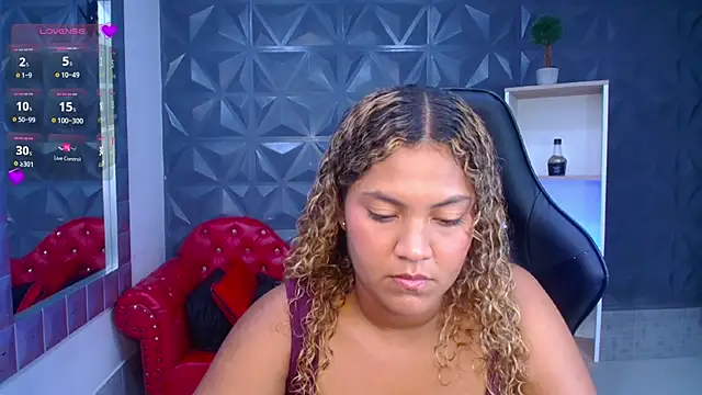 Cristal War online show from March 3, 2026, 11:10 pm