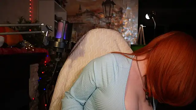 Chriss Fox online show from February 6, 2025, 6:35 pm