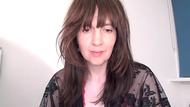 Ella Next Door online show from April 18, 2026, 9:48 pm