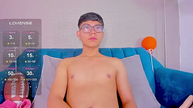 CodyTwink online show from March 6, 2025, 2:18 pm