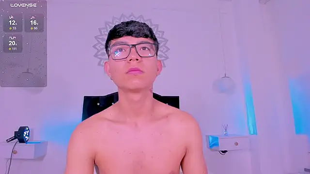 CodyTwink online show from October 12, 2025, 7:29 am