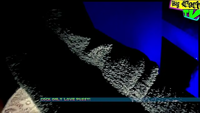 Snapshot of Deutscher_Gro8schwanz_88 chatting on December 18, 2024, 11:45 am Deutscher Gro8schwanz 88 online show from December 18, 2024, 11:45 am