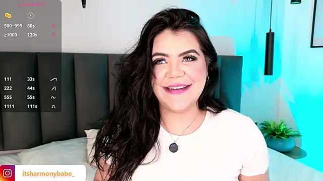 Harmonybabe  online show from December 4, 2025, 8:17 pm