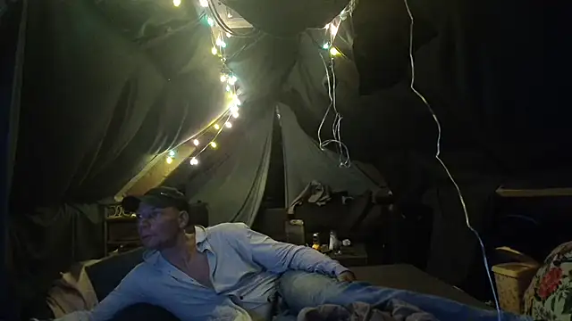 Snapshot of 38koppel1985 chatting on October 12, 2025, 5:17 am 38koppel1985 online show from October 12, 2025, 5:17 am