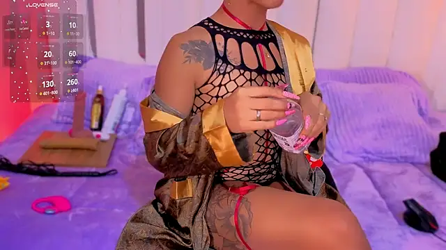 housegirl bigcock online show from July 10, 2026, 4:06 am