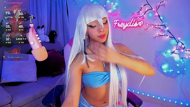 Snapshot of Miss_freydis chatting on May 16, 2026, 5:48 am Miss freydis online show from May 16, 2026, 5:48 am
