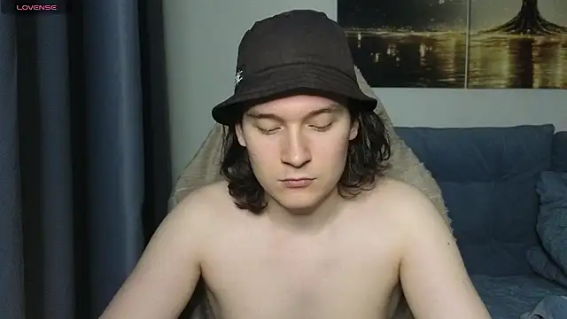 Snapshot of MoreRealAlex chatting on July 2, 2026, 12:10 am MoreRealAlex online show from July 2, 2026, 12:10 am