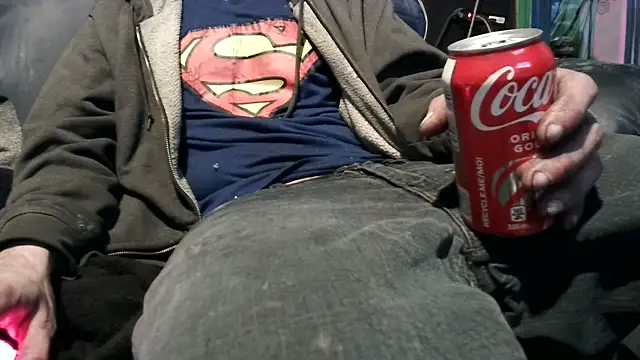 robeaulieu02 online show from January 15, 2025, 9:56 am