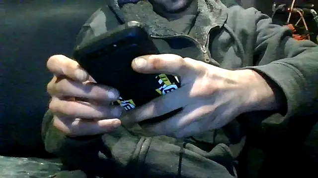 robeaulieu02 online show from November 17, 2025, 2:17 am