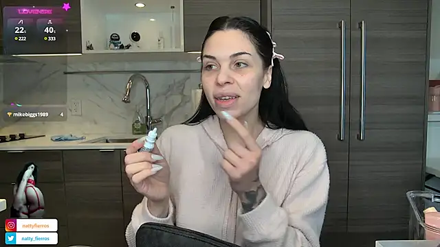 Snapshot of NattyFierros chatting on December 30, 2024, 11:06 pm NattyFierros online show from December 30, 2024, 11:06 pm