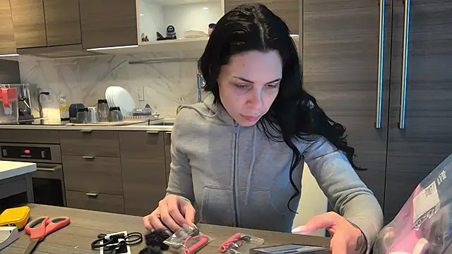 Snapshot of NattyFierros chatting on January 4, 2025, 9:31 pm NattyFierros online show from January 4, 2025, 9:31 pm