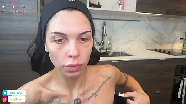 Snapshot of NattyFierros chatting on February 1, 2025, 1:23 am NattyFierros online show from February 1, 2025, 1:23 am
