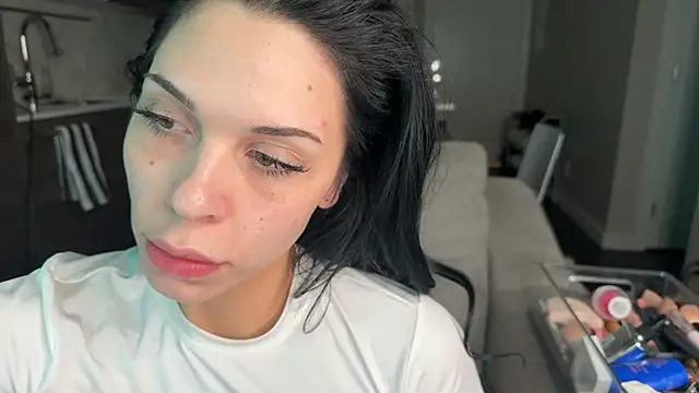 Snapshot of NattyFierros chatting on February 2, 2025, 8:35 am NattyFierros online show from February 2, 2025, 8:35 am