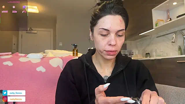 Snapshot of NattyFierros chatting on February 21, 2025, 8:27 pm NattyFierros online show from February 21, 2025, 8:27 pm
