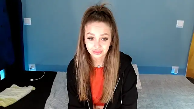 AnnaMaee online show from December 15, 2024, 12:07 am